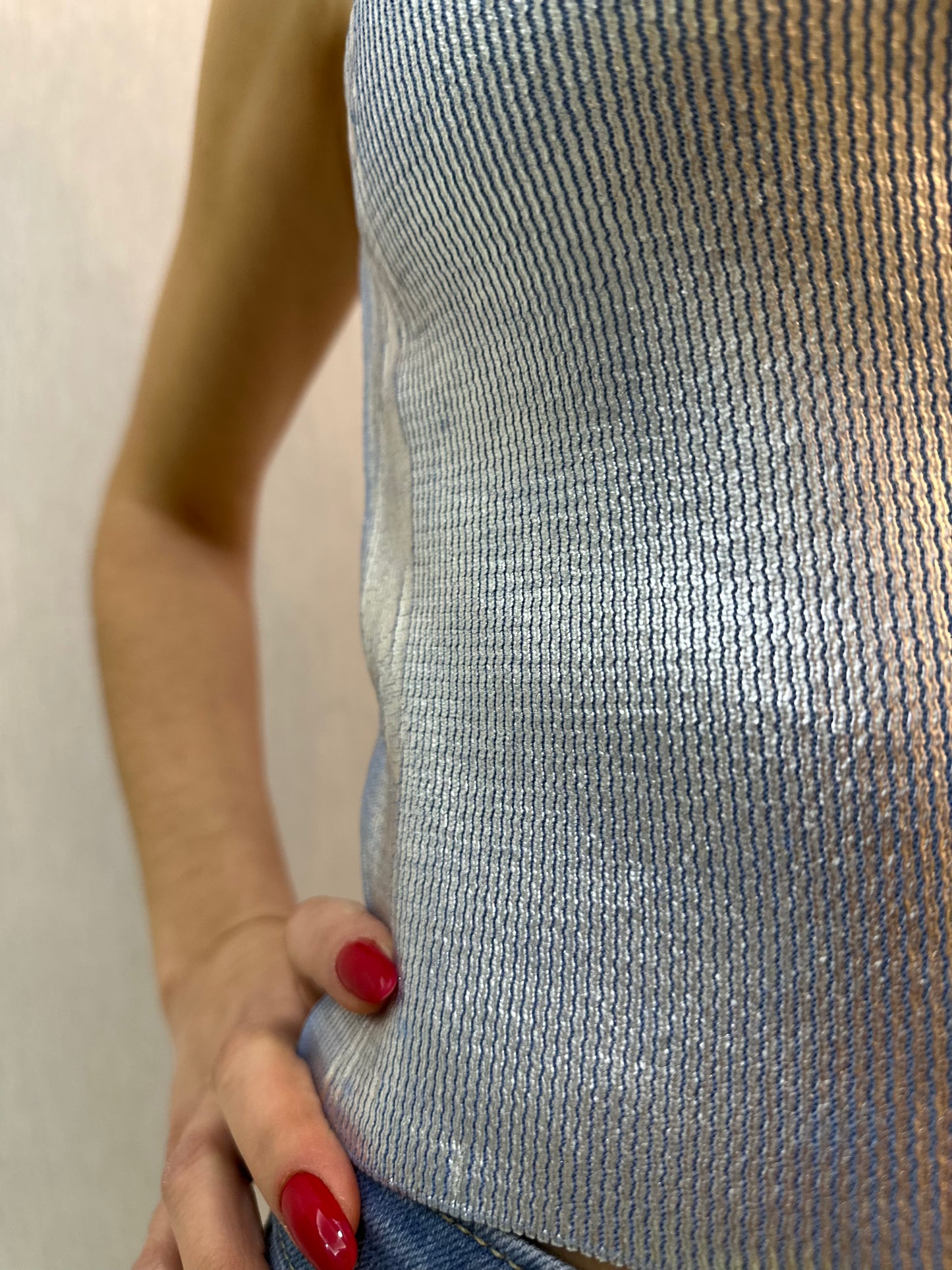 Gümüş Varaklı Bebe Mavisi Triko Top