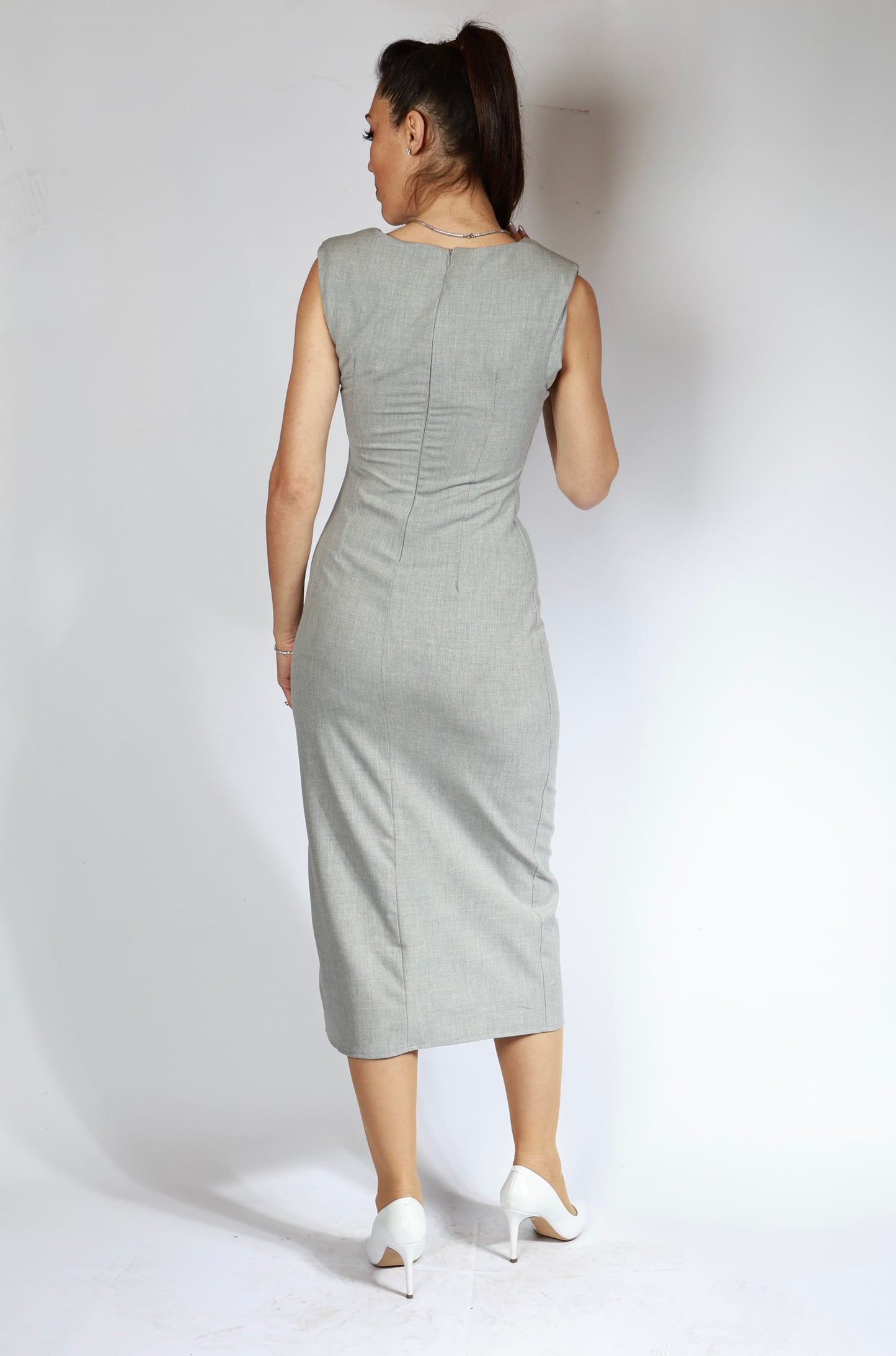 Yırtmaç ve Drape Detaylı Full Esnek Midi Boy Gri Renk Elbise