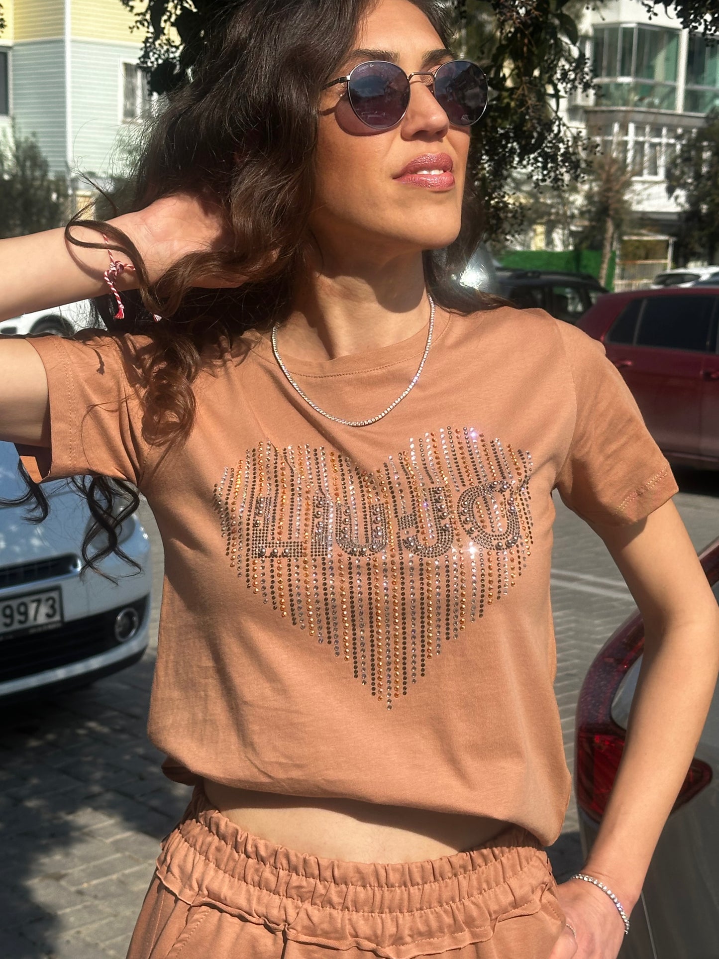 Vizon Renk Taş İşleme Detaylı Tshirt - Lagün Moda