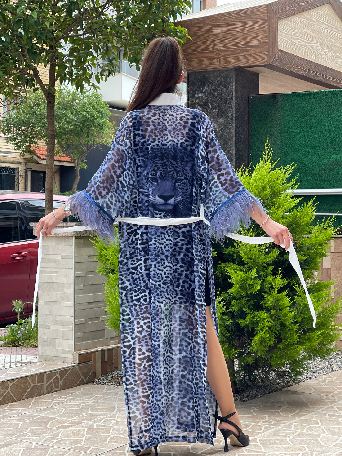Kolları Otriş Detaylı Mavi Leopar Şifon Kimono
