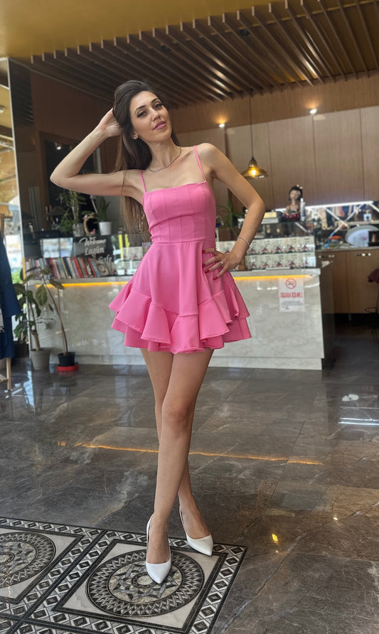 Eteği Volanlı İp Asklılı Mini Pembe Elbise